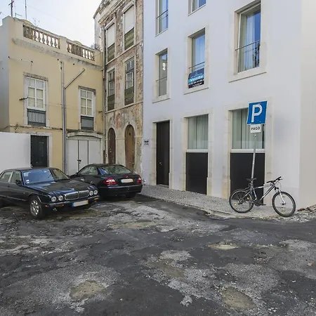 Lovelystay - Penthouse On The Tagus In Alfama Lisbon Exterior photo